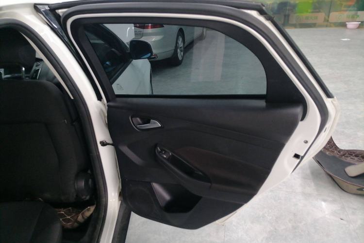 Used Ford Focus 2017 Hatchback 1.6L Automatic Comfort Plus SmartDrive Edition
