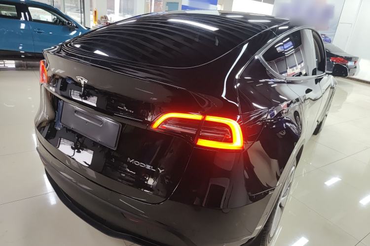 Used Tesla Model Y 2022 Rear-Wheel-Drive Version
