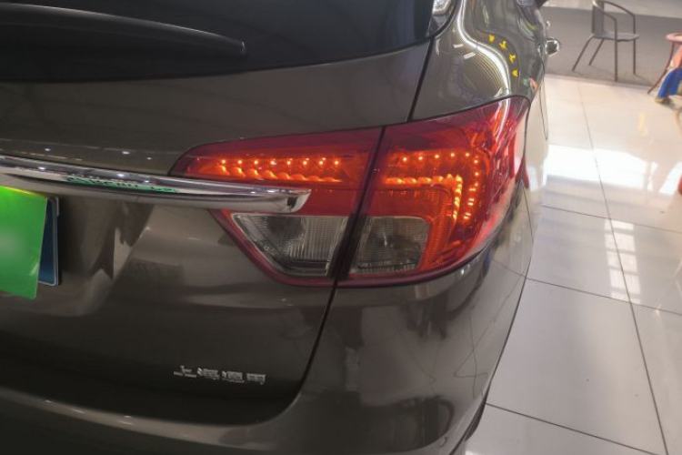 Used Buick Envision 2014 28T Four-Wheel Drive Elite Model
