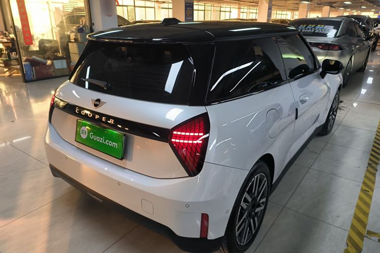 Used  Electric MINI COOPER 2025 456km COOPER E Classic Style