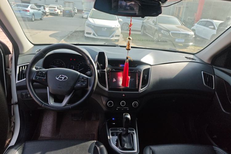 Used Hyundai ix25 2015 1.6L Automatic Two-Wheel Drive Smart GLS Trim