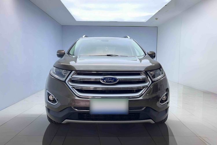 Used Ford Edge 2016 EcoBoost 245 Four-Wheel Drive Titanium Edition 7-Seater

