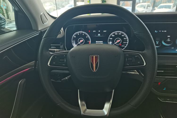 Used Hongqi HS5 2022 Revised Version 2.0T Smart Connect Flagship Edition
