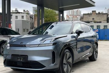 Used Lynk & Co 08 EM-P 2025 220 km All-Wheel-Drive Performance Halo