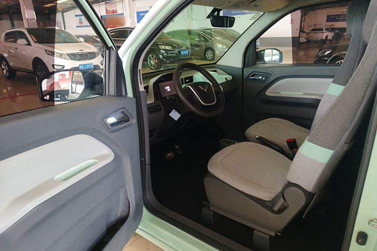 Used Wuling Hongguang MINIEV 2021 Macaron Premium Model – Lithium Iron Phosphate