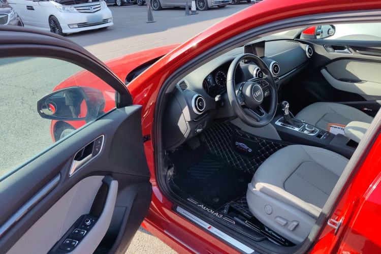 Used Audi A3 2019 Limousine 35 TFSI Fashion Edition China VI Emission Standard
