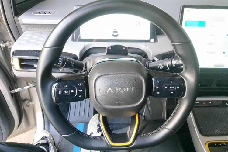 Used AION Y 2022 70 Tech Edition Lithium Iron Phosphate
