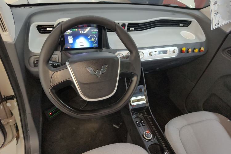 Used Wuling Hongguang MINIEV 2022 Macaron Premium Model – Lithium Iron Phosphate