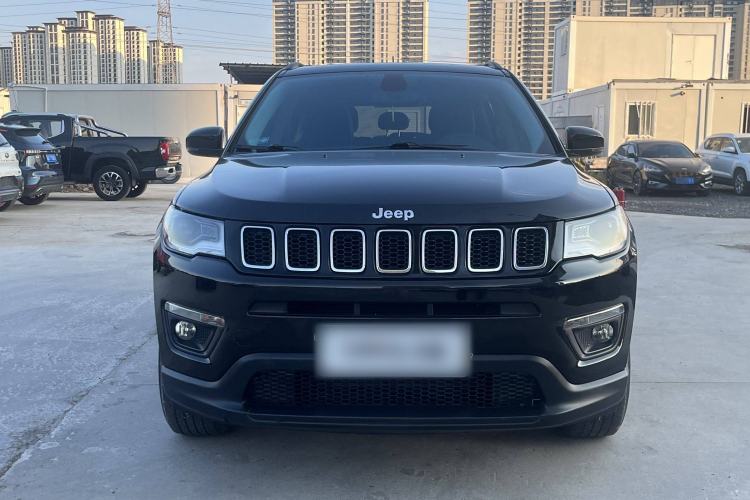 Used  Compass 2019 220T Automatic Family Edition
