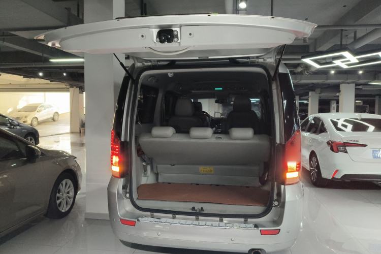 Used  Refine M5 2016 2.0T Gasoline Automatic Business Edition
