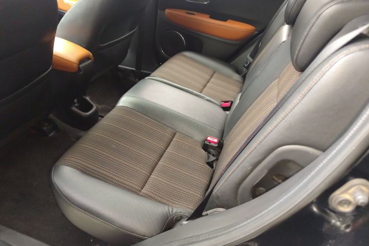 Used Honda Vezel 2015 1.8L CVT 2WD Luxury Model