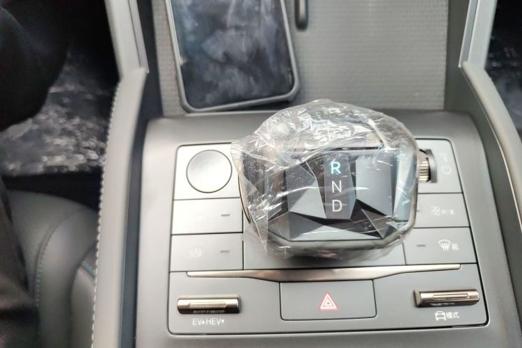 Used BYD Qin L 2025 DM-i Smart Drive 80KM Leading Model
