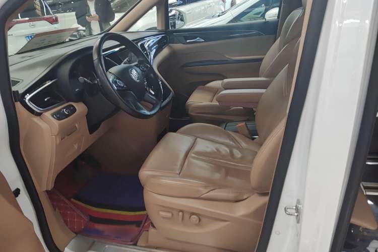 Used Buick GL8 2017 ES 28T Flagship Model China V Standard
