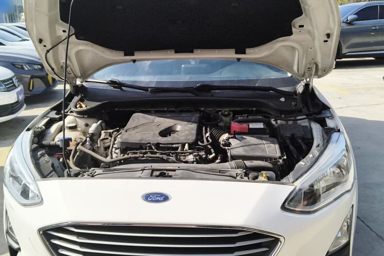 Used Ford Focus 2019 Hatchback EcoBoost 180 Automatic Trendy Model