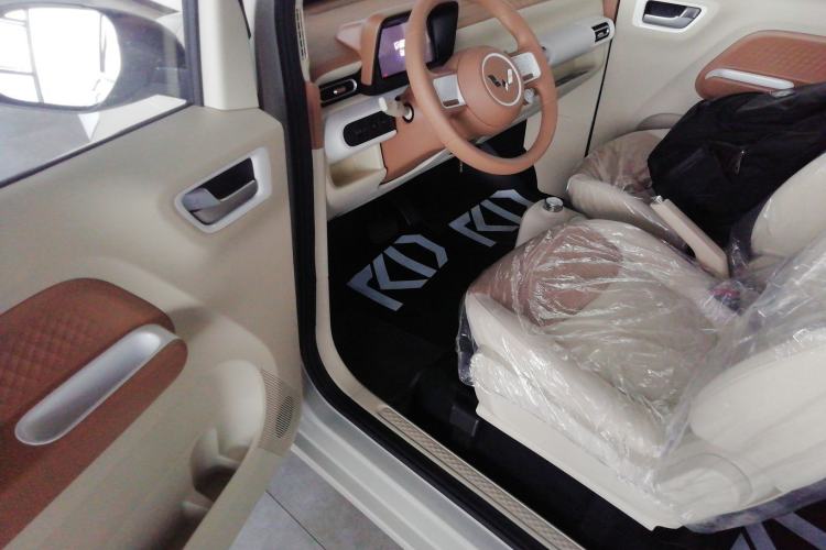 Used Wuling Hongguang MINIEV 2024 3rd Generation 215km Youth Edition
