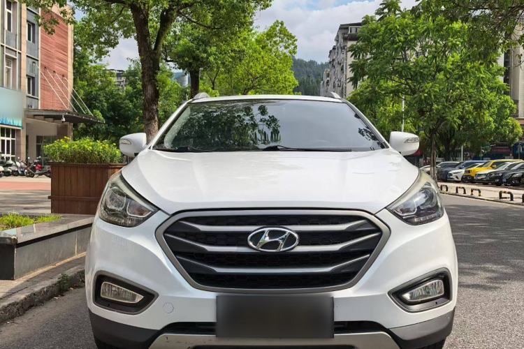 Used Hyundai ix35 2013 2.0L Automatic Two-Wheel Drive Smart GLS China IV Standard
