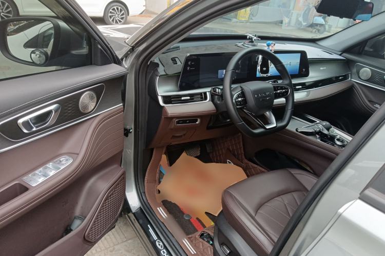 Used Chery Tiggo 8 PLUS 2024 Champion Edition 290TGDI DCT Deluxe Version 5-Seater
