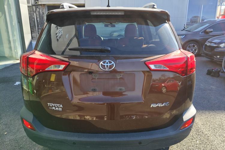 Used Toyota RAV4 2013 2.0L CVT Two-Wheel Drive Urban Edition
