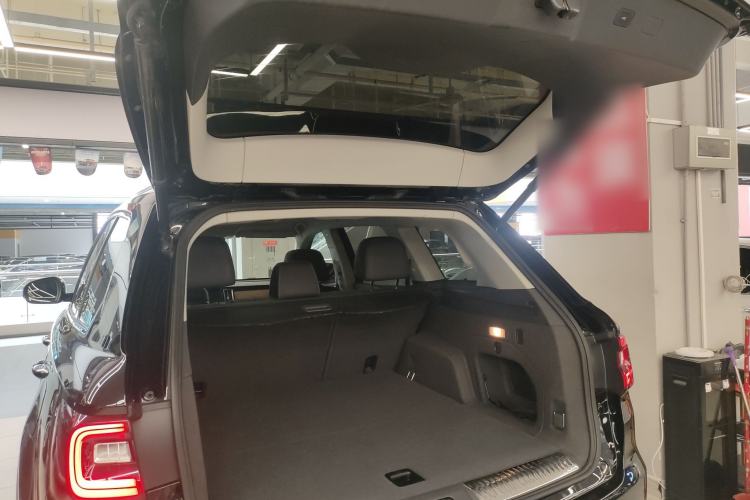 Used Hongqi HS7 2022 2.0T DCT Two-Wheel Drive Smart Connect Flagship Edition Five Seats
