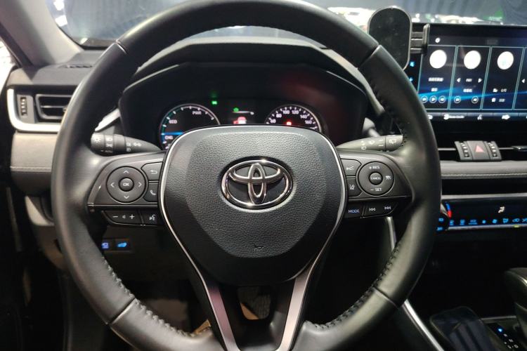 Used Toyota Wildlander 2022 Dual-Engine 2.5L E-CVT Two-Wheel Drive Luxury PLUS Edition
