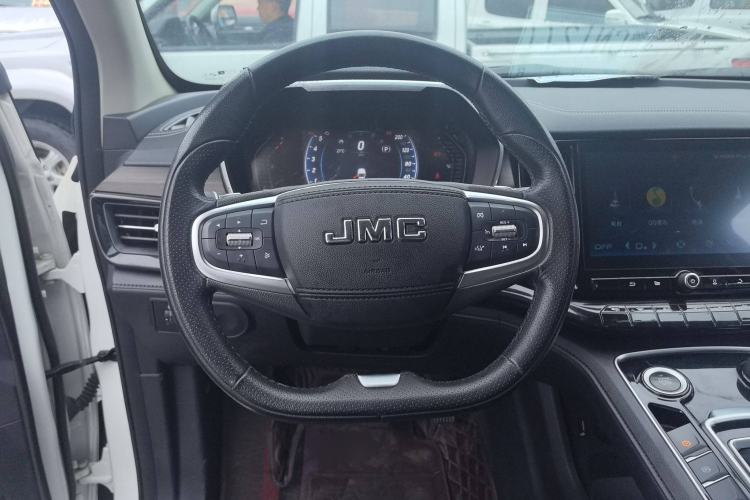 Used JMC Yuhu 9 2022 2.0T Automatic Diesel 4x4 Comfort Edition
