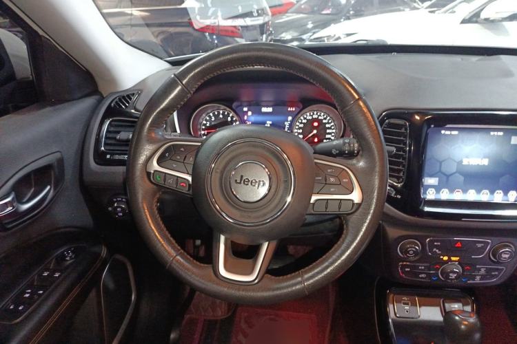 Used  Compass 2020 220T Automatic Elite Edition