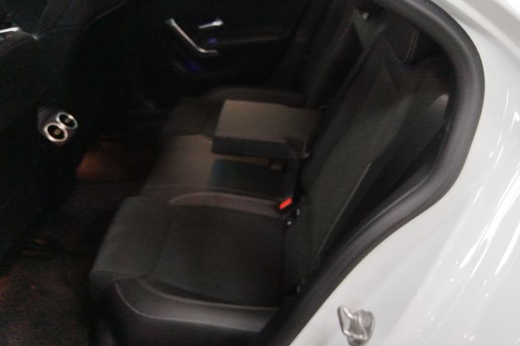 Used Mercedes-Benz A-Class 2020 Restyled A 200 L Sport Sedan Fashion Version
