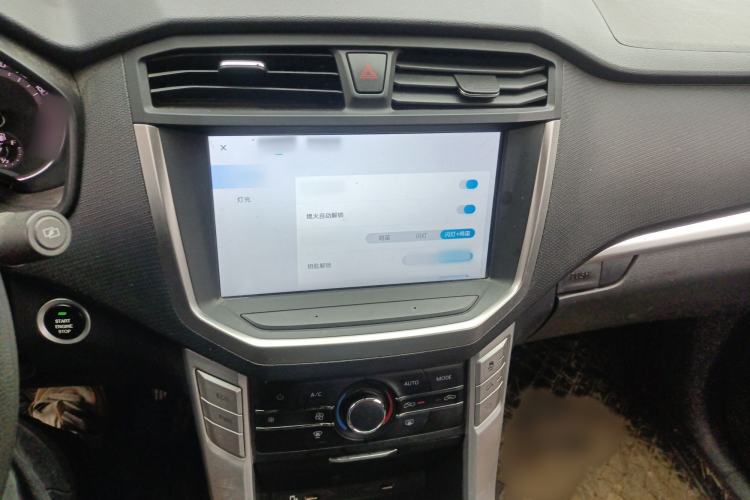 Used SAIC MAXUS T70 2021 2.0T Diesel Automatic 4x4 Elite Version with Long Bed and High Ground Clearance