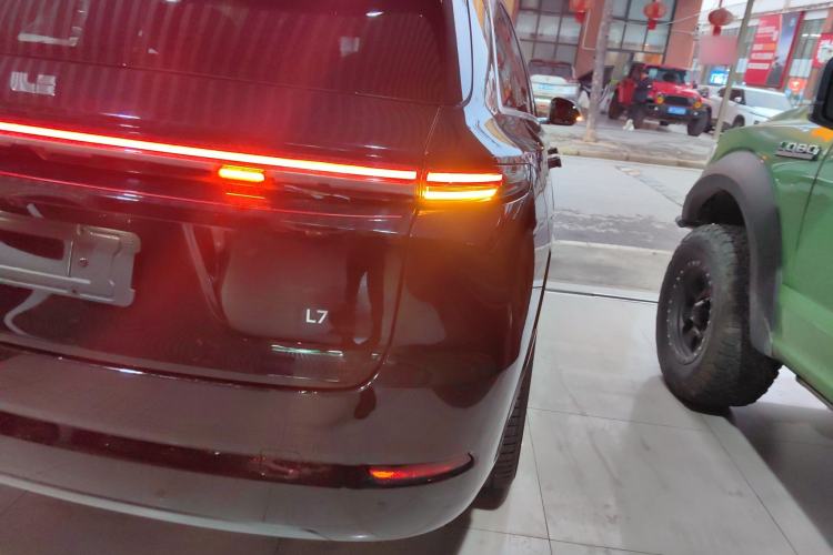 Used Li Auto L7 2025 Ultra Smart Refreshed Edition
