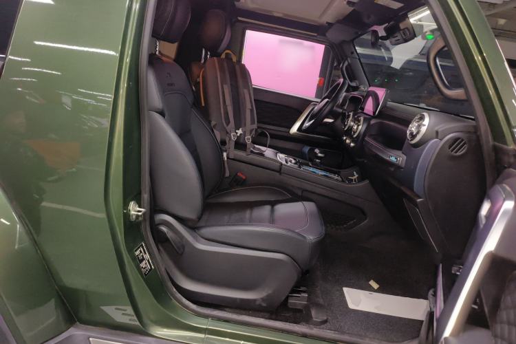 Used  BJ40 2020 2.0T Automatic Four-Wheel Drive Tribute Edition 2020 Xieke Version
