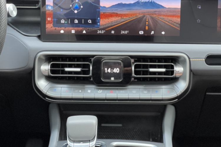 Used  BJ40 2024 2.0T All-New Urban Hunter Edition Ultimate Version
