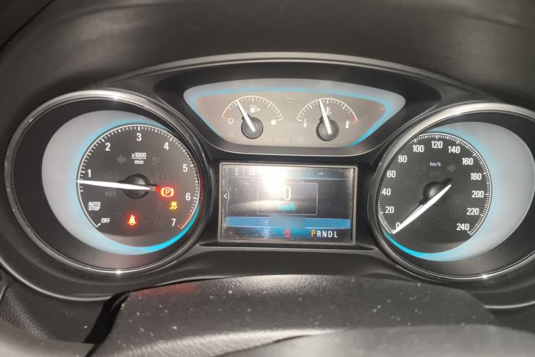 Used Buick Envision 2015 20T Two-Wheel-Drive Leading Model
