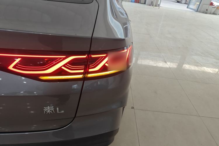 Used BYD Qin L 2024 DM-i 120KM Excellence Model
