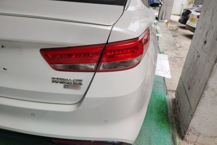 Used Kia K5 2016 1.6T Automatic LUX
