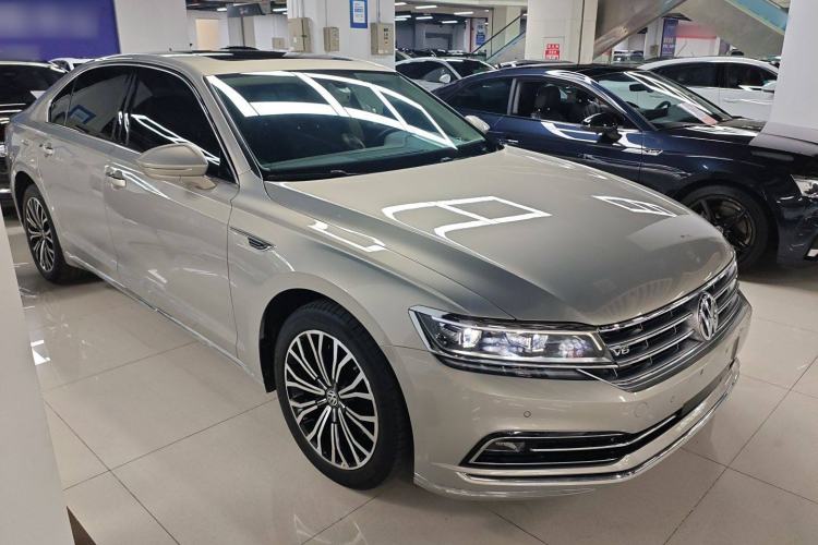 Used Volkswagen Phideon 2018 Revised Version 380TSI Two-Wheel Drive Business Edition