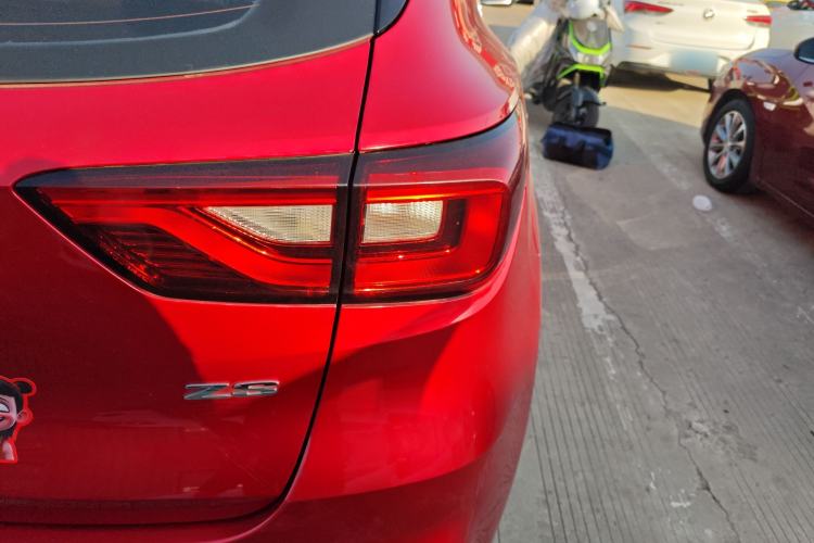 Used MG ZS 2018 1.5L Automatic Elite Edition China V Standard