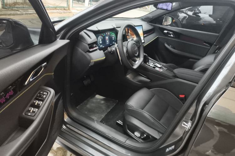 Used Lynk & Co 03 2023 2.0TD DCT JingPro
