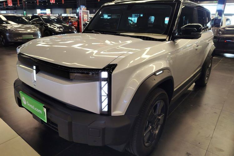 Used  03 2024 401km Range Two-Wheel Drive Standard Yuechao Version
