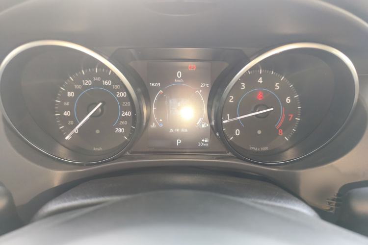 Used Jaguar F-PACE 2016 2.0T Two-Wheel Drive Urban Luxury Edition
