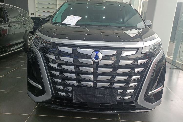 Used Denza D9 2022 DM-i 970 Four-Wheel Drive Flagship Model
