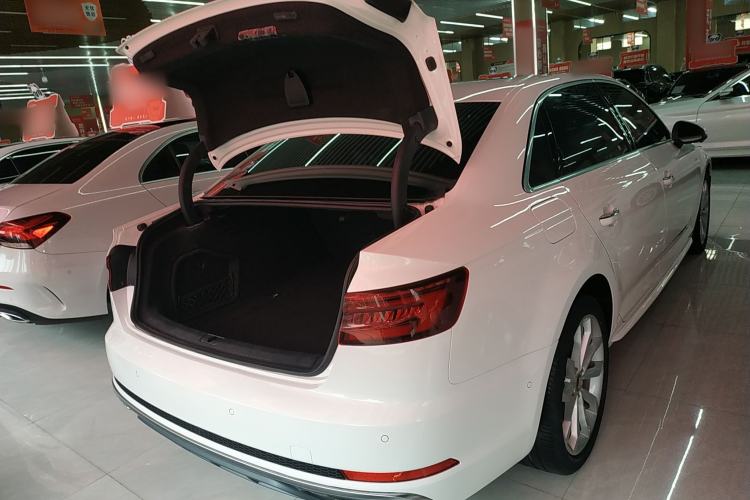 Used Audi A4L 2019 40 TFSI Fashion Version China V
