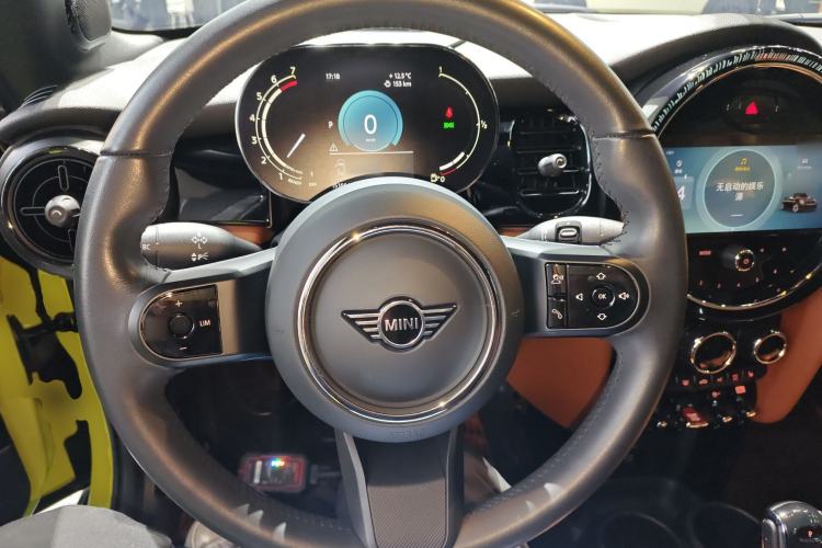 Used  MINI 2023 Revised 1.5T COOPER CABRIO Artist
