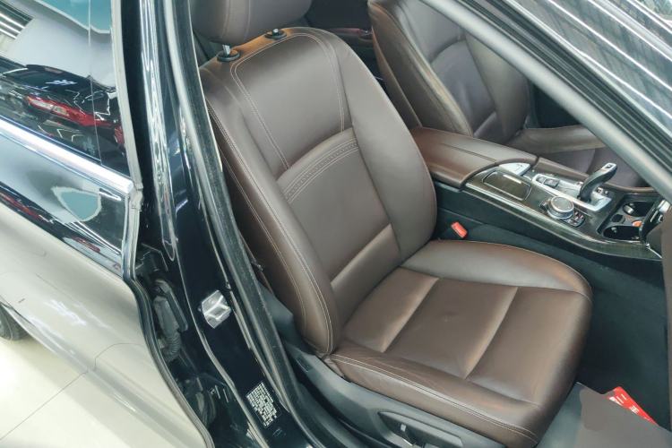 Used BMW 5 Series 2014 525Li Luxury Design Package