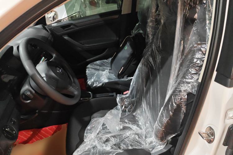 Used Volkswagen Jetta 2015 1.6L Automatic Fashion Model
