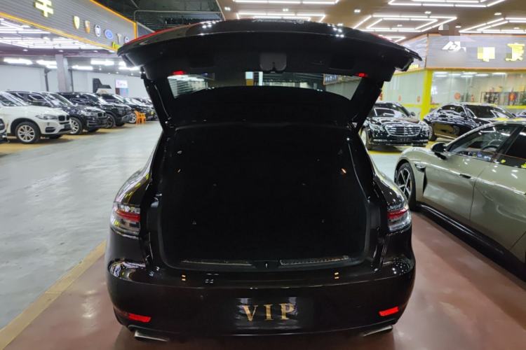 Used Porsche Macan 2020 Macan 2.0T
