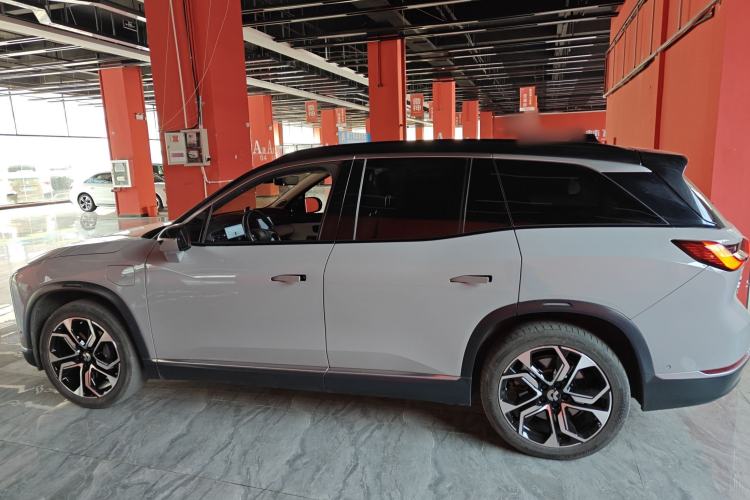 Used Nio ES8 2020 415 km Range 6-Seater Version
