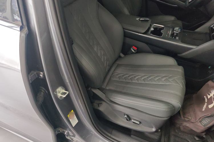 Used BYD Song L DM-i 2025 Intelligent Driving Version 112 km Beyond-Range Type