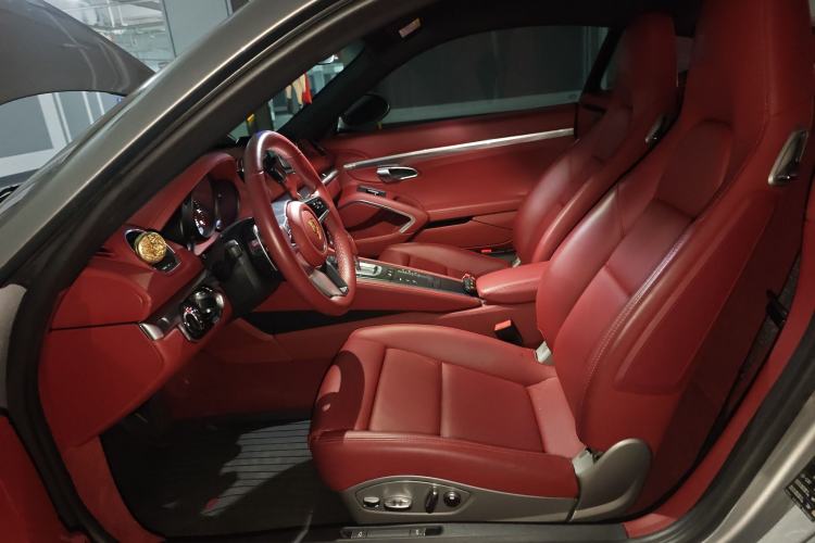 Used Porsche 718 2020 Cayman 2.0T
