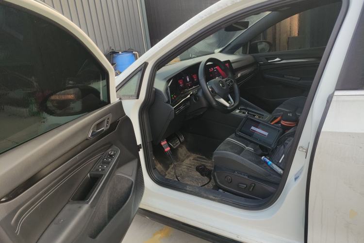 Used Volkswagen Golf 2023 Facelift 280TSI DSG R-Line Lite