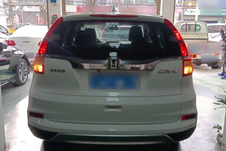 Used Honda CR-V 2016 2.0L Two-Wheel Drive Classic Edition
